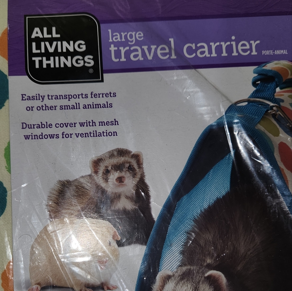 Large 13.5" Pet Travel Carrier - Picture 2 of 4